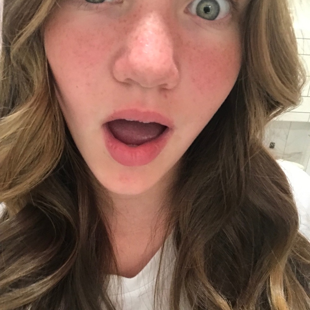 Meet your Posher, Lucy
